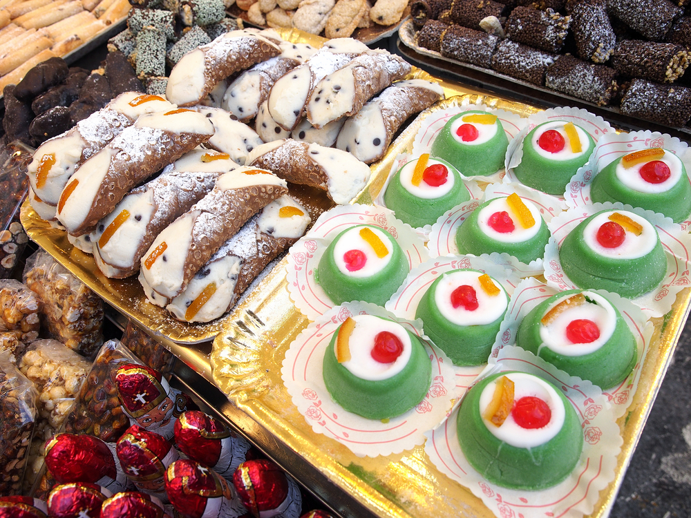 La vetrina di Pasticceria Tipica Siciliana